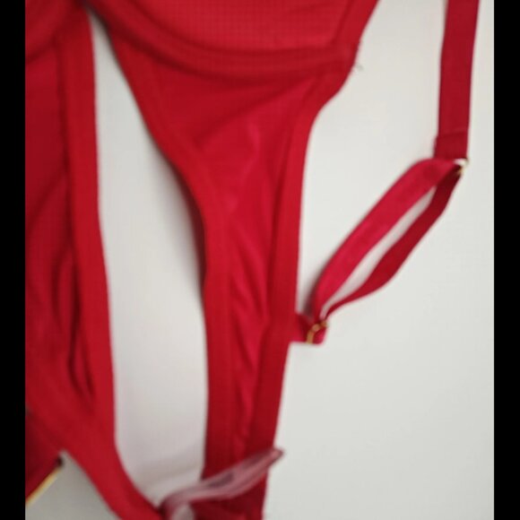 Red Juicy Couture Under Wire Push up Bra Size 34B - Picture 7 of 9